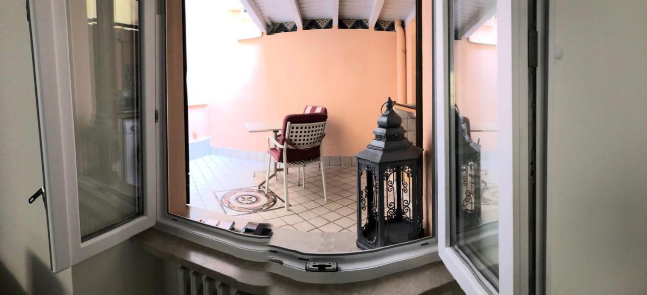 Martalagattahome San Felice del Benaco Exteriör bild